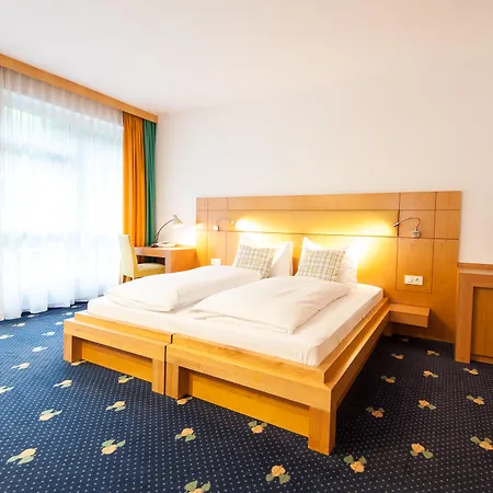 Der Waldhof 4*