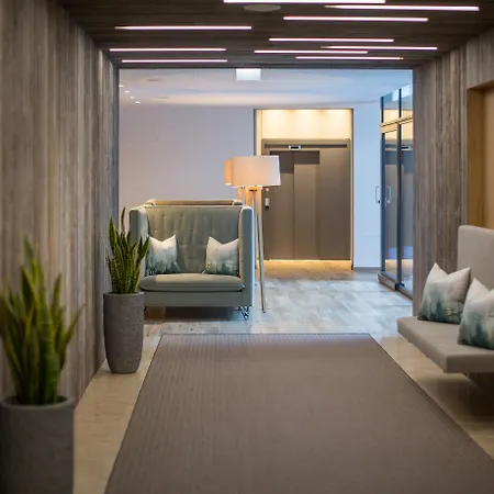 Der Waldhof Hotell 4*