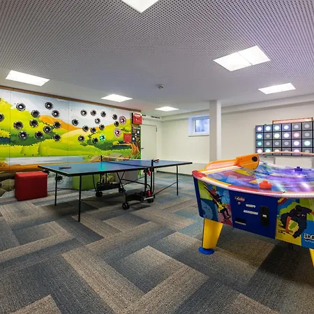 Der Waldhof 4* 젤암제