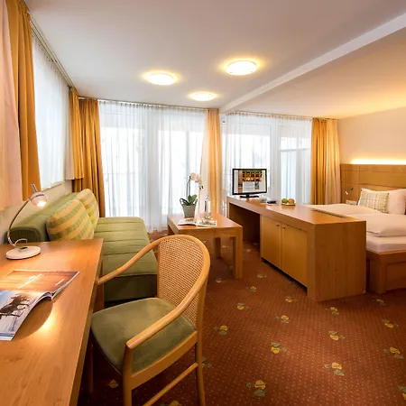 Der Waldhof Hotell Zell am See