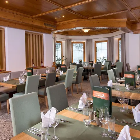 Der Waldhof Hotel