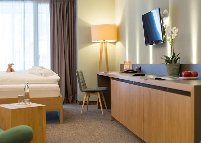 Der Waldhof Hotell 4*